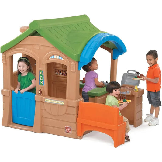 Step 2 Gather & Grille Playhouse